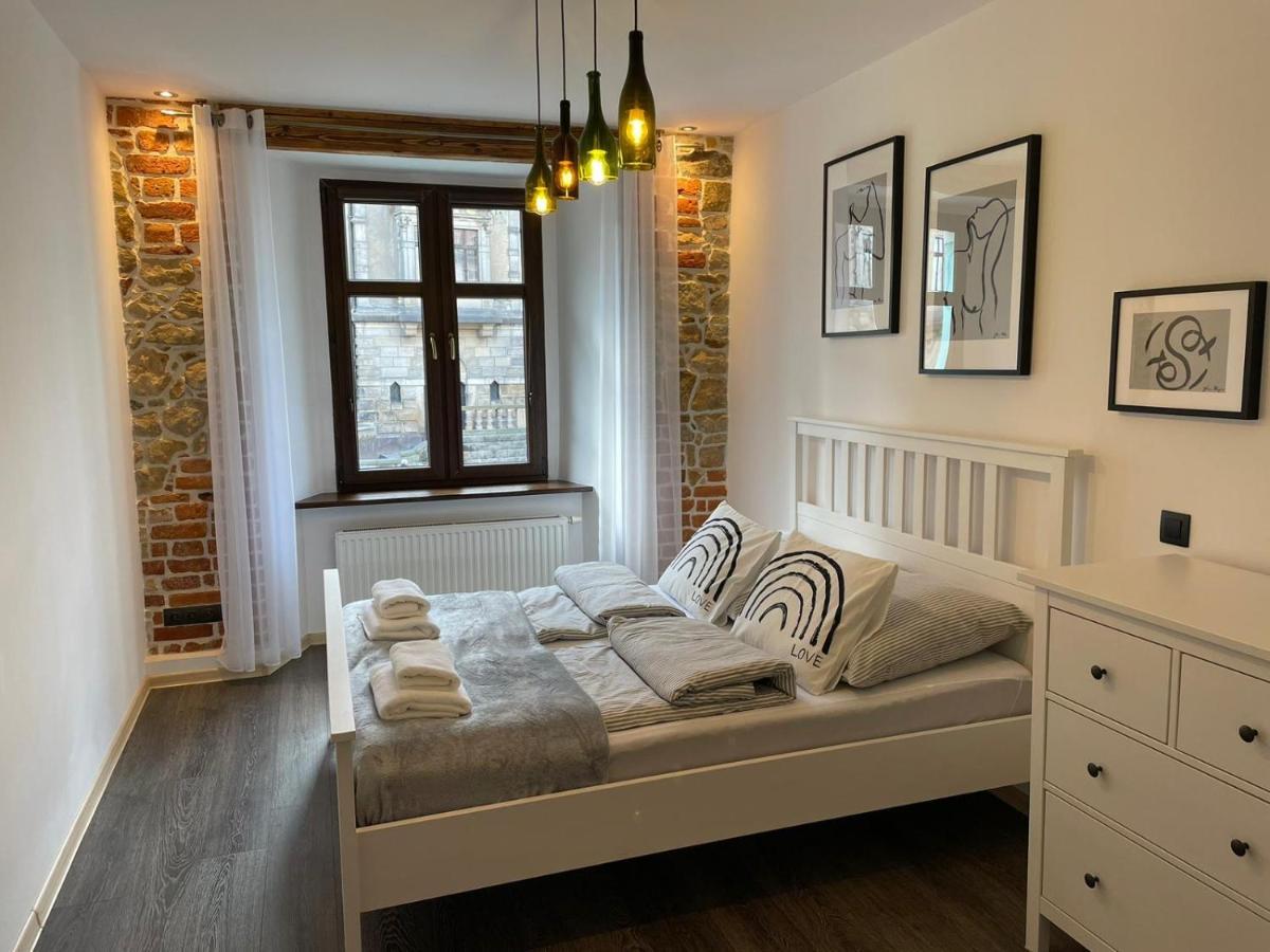Apartament Przy Ratuszu Klodzko Ngoại thất bức ảnh