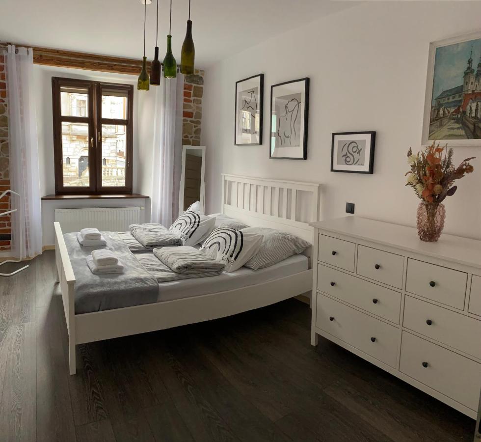 Apartament Przy Ratuszu Klodzko Ngoại thất bức ảnh