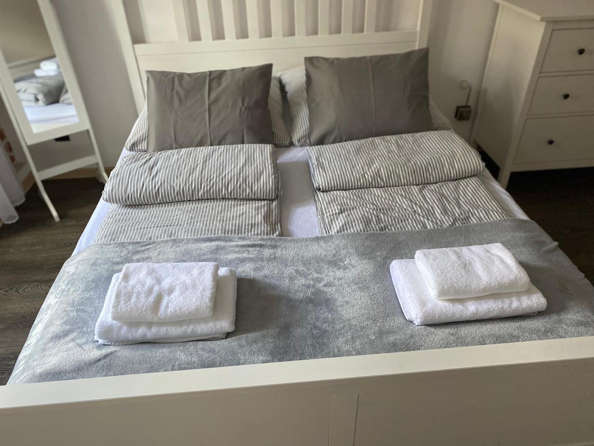 Apartament Przy Ratuszu Klodzko Ngoại thất bức ảnh