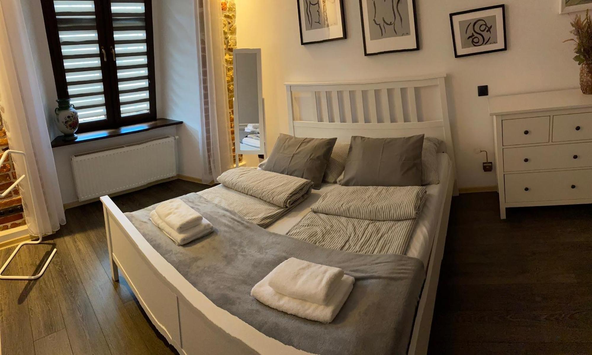 Apartament Przy Ratuszu Klodzko Ngoại thất bức ảnh